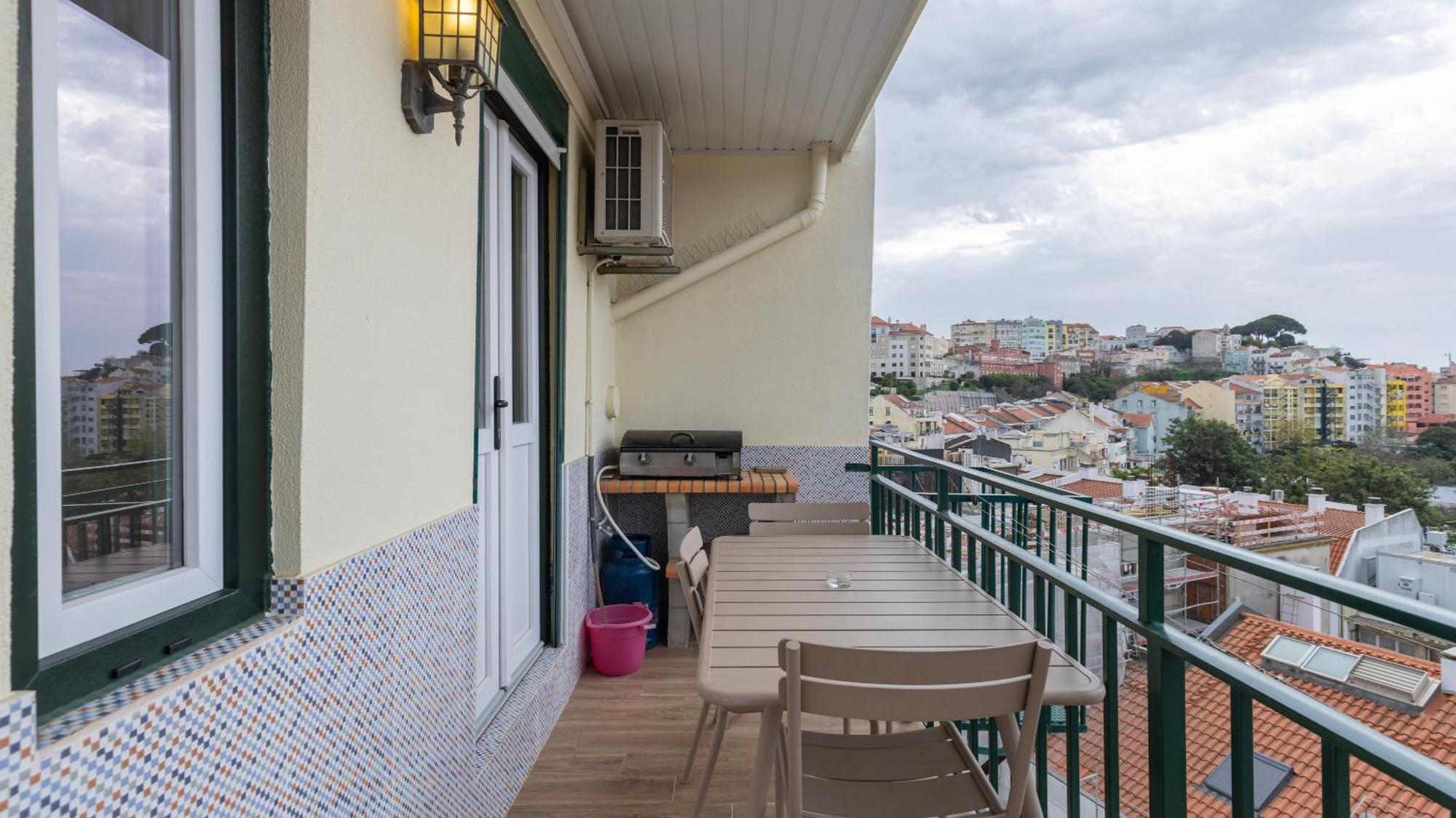 Amazing View Apartment By Lovelystay Lisbon Luaran gambar